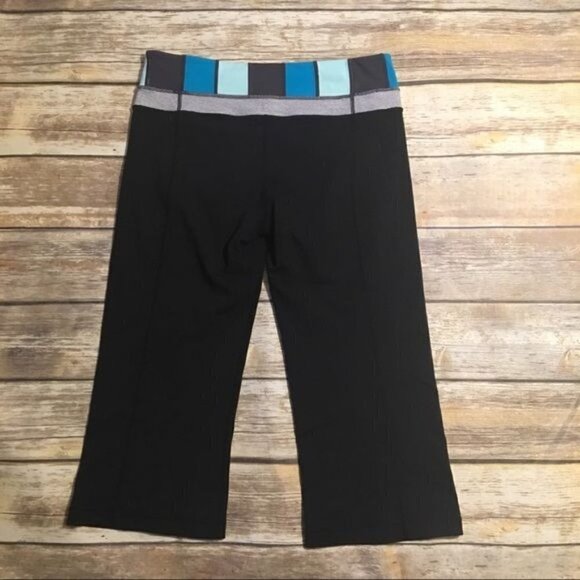 Lululemon Athletica Women’s Reversible Wunder Under Cropped Leggings Black Sz 8 - Picture 5 of 5